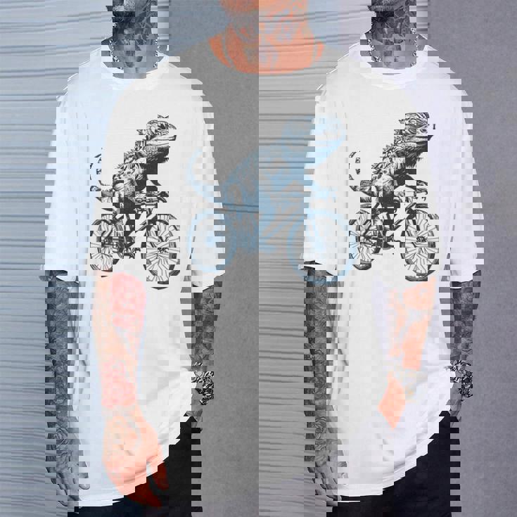 サイクリングトカゲ、爬虫類、爬虫類学、フトアゴヒゲトカゲ Tシャツ 彼への贈り物