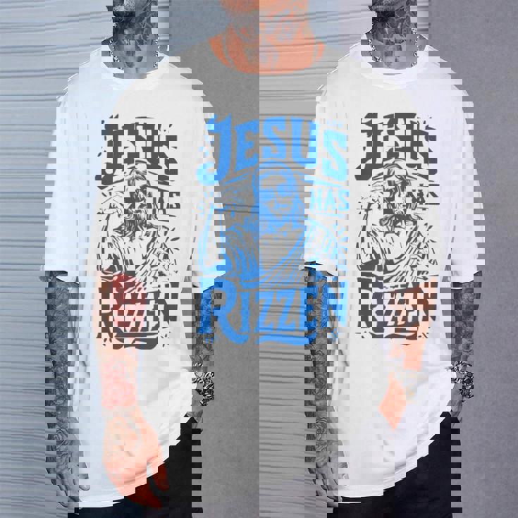 ジーザス・ハズ・リズン・ファニー・ジーザス・ミームリズ・ヤング・クリスチャン Tシャツ 彼への贈り物