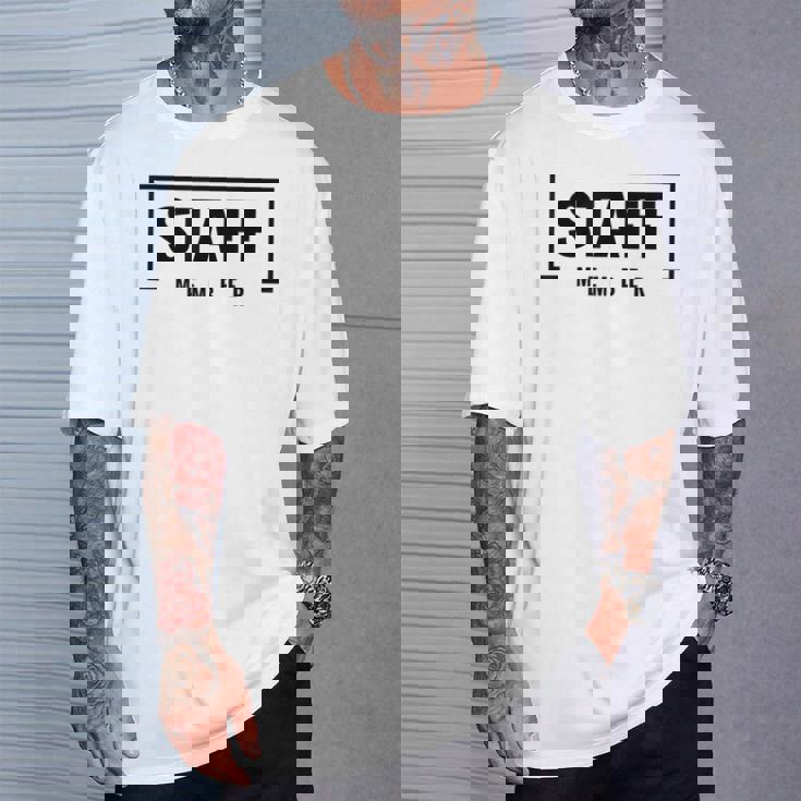 スタッフメンバーアソシエイトチーム Tシャツ 彼への贈り物