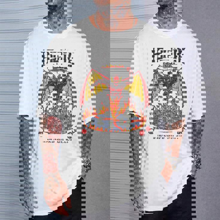 ストレンジャー・シングス ヘルファイア クラブ ポスター ホーキンス ハイ Dnd ギャング Tシャツ 彼への贈り物