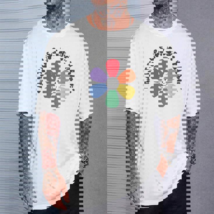 スマイル レインボー ハッピーフェイス 花 Lgbt ゲイ レズビアン プライド 月 Tシャツ 彼への贈り物