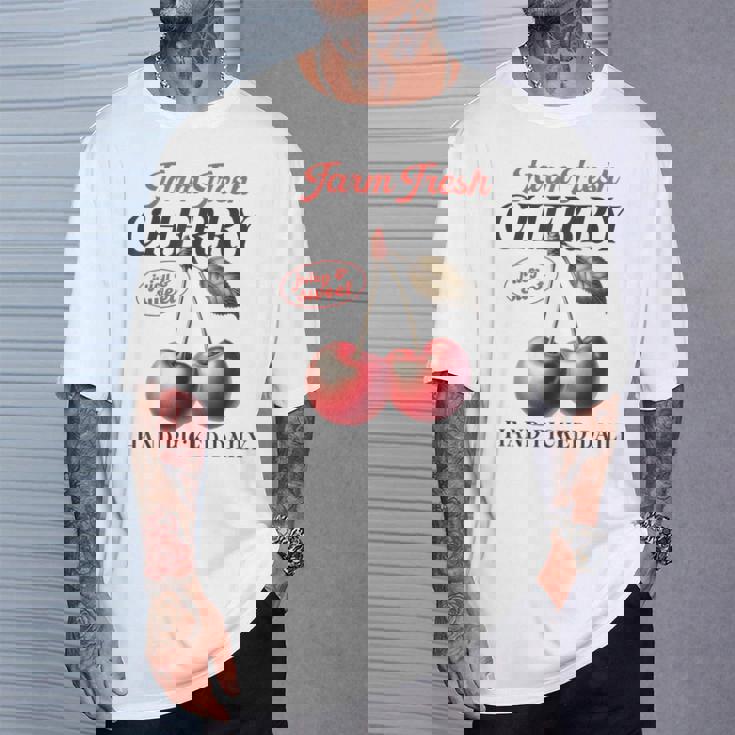 チェリーフルーツ スイートジューシーレッドチェリー 食通ギフト Tシャツ 彼への贈り物