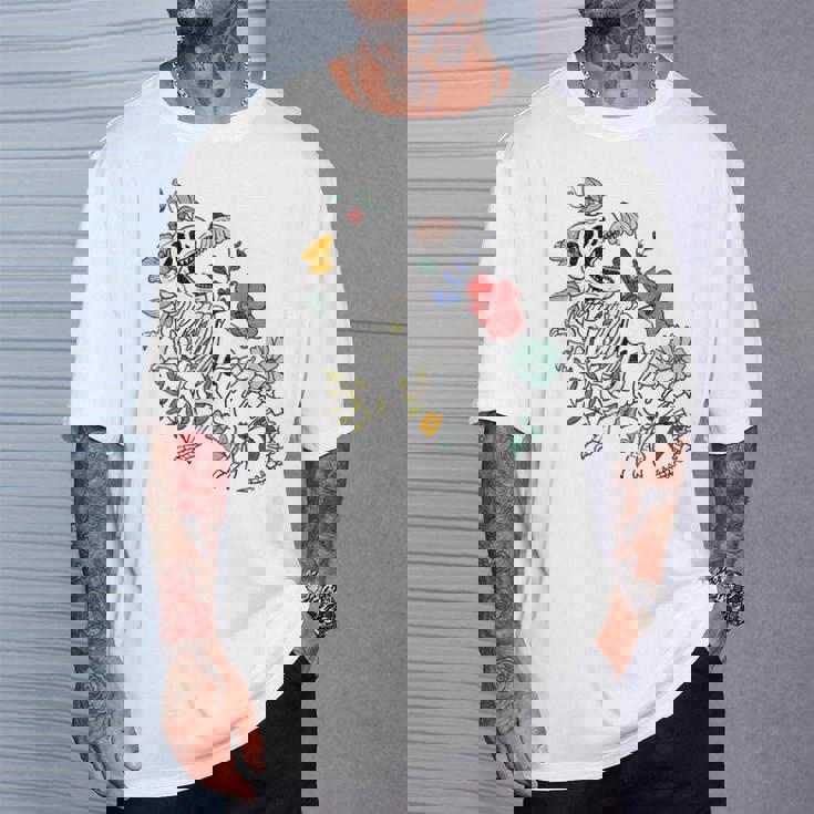 ティラノサウルス 恐竜 骨格 化石 古生物学 Tシャツ 彼への贈り物