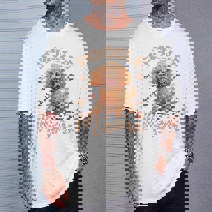 トイプードル 犬種 ペットプードル ママ Tシャツ 彼への贈り物