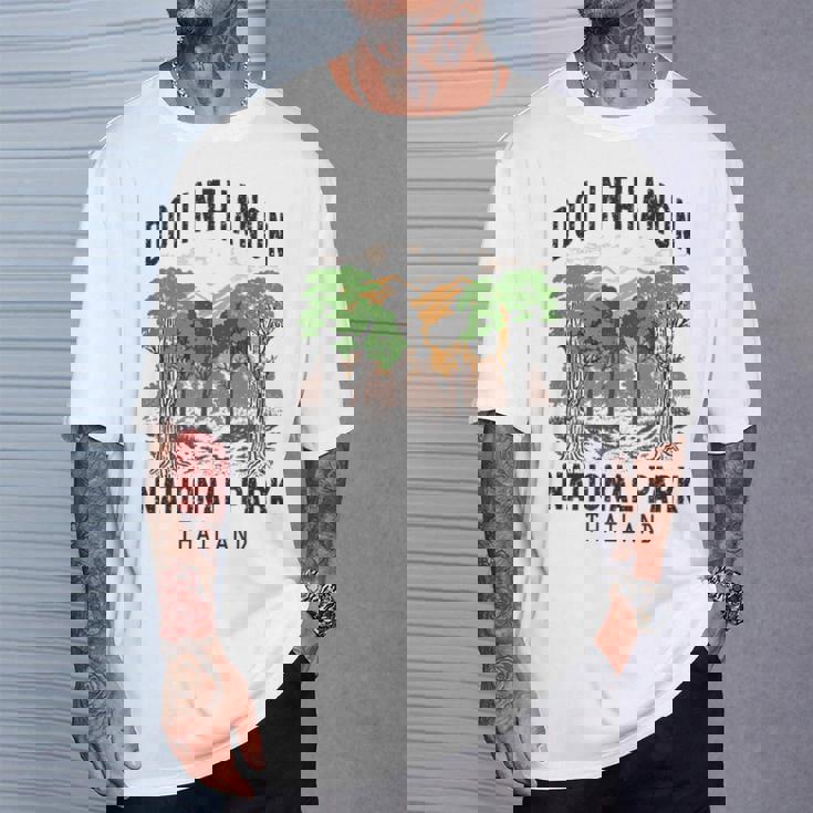 ドイインタノン国立公園タイ Tシャツ 彼への贈り物