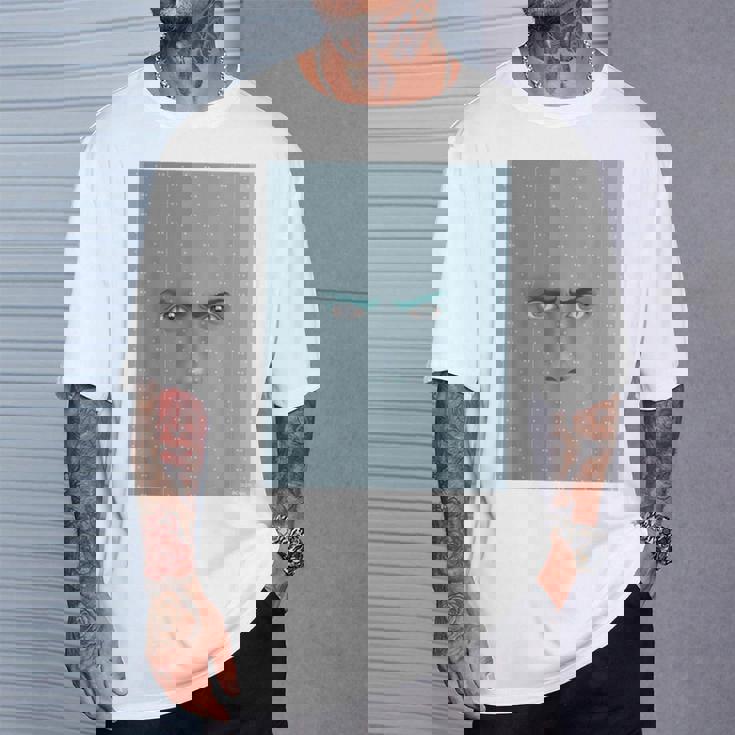 ドリミ4周年記念 壁（浅霧 巳影） Tシャツ 彼への贈り物