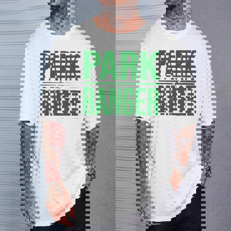 パークレンジャーパークランドワイルドライフフォレスト法執行機関 Tシャツ 彼への贈り物