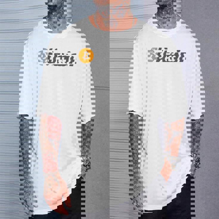 ビットコインbtcコイン暗号トレーダーBitcoinフューチャーフリーダムギフト Tシャツ 彼への贈り物