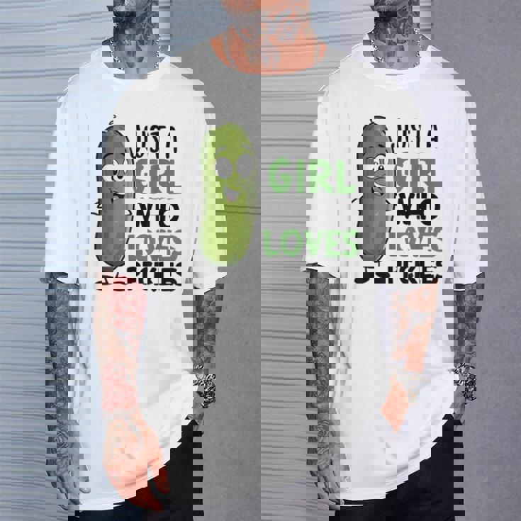 ピクルスが大好きな女の子だけ おかしなきゅうり Tシャツ 彼への贈り物