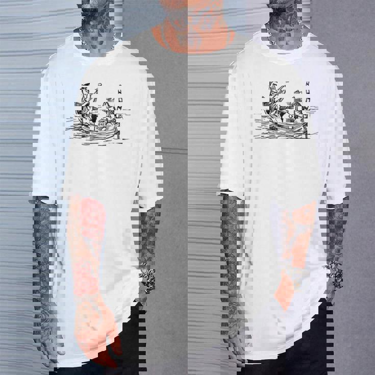 フクロウとプッシーキャット エドワード・リア Tシャツ 彼への贈り物