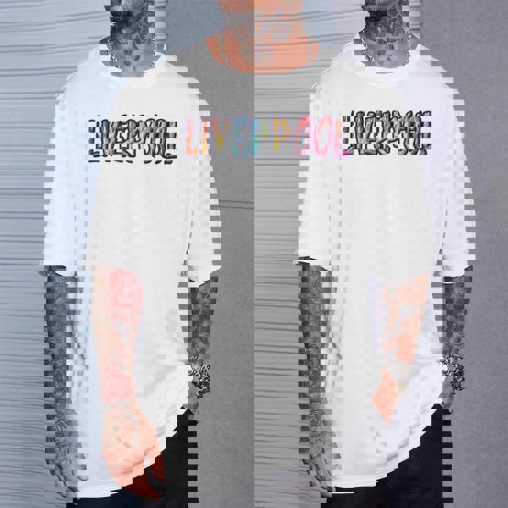 リバプールイングランド リバプールグラフィック Tシャツ 彼への贈り物