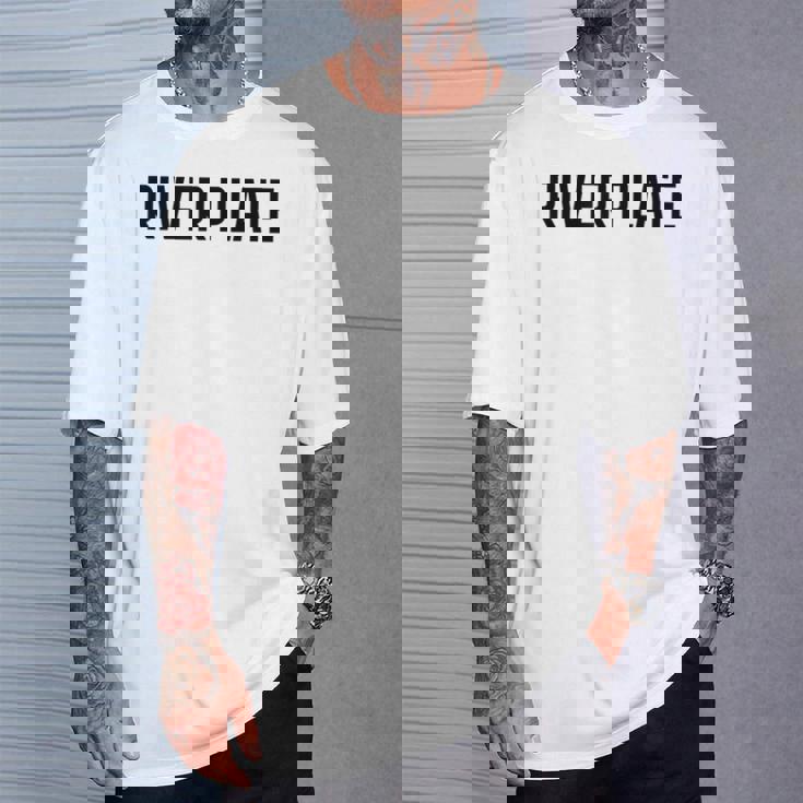 リバープレート アルゼンチン ロゴ リバープレート Tシャツ 彼への贈り物