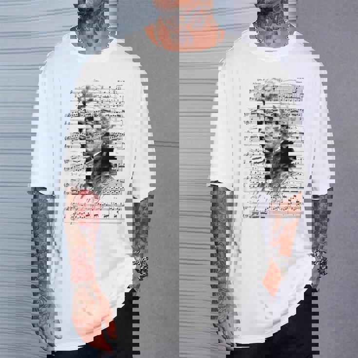 ヴォルフガング・アマデウス・モーツァルト 作曲家 ピアニスト モーツァルト 楽譜 Tシャツ 彼への贈り物