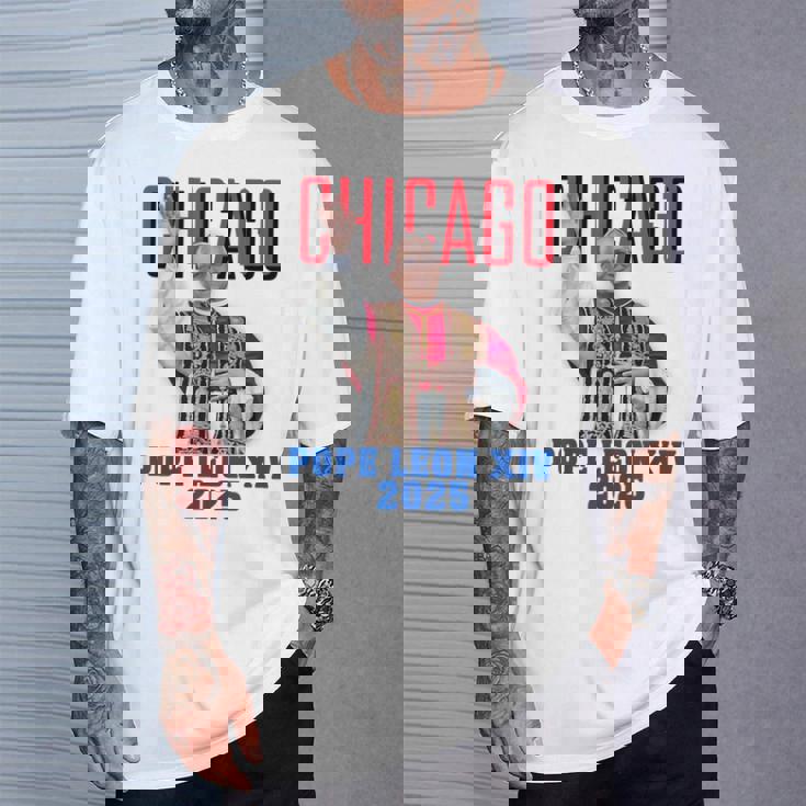 教皇レオンxiv 2025 – シカゴ初のアメリカ教皇デザイン Tシャツ 彼への贈り物