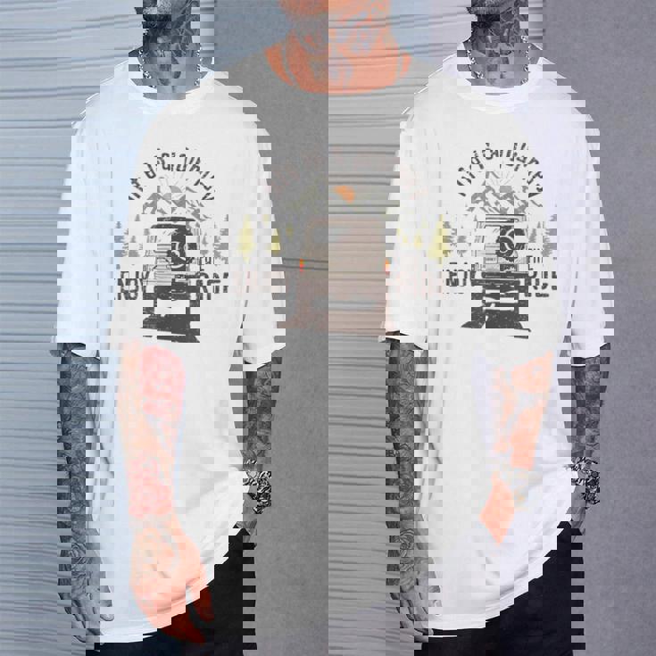 旅 おもしろ キャンプ 楽しい 登山 アウトドア キャンピングカー 人生は旅だ Tシャツ 彼への贈り物