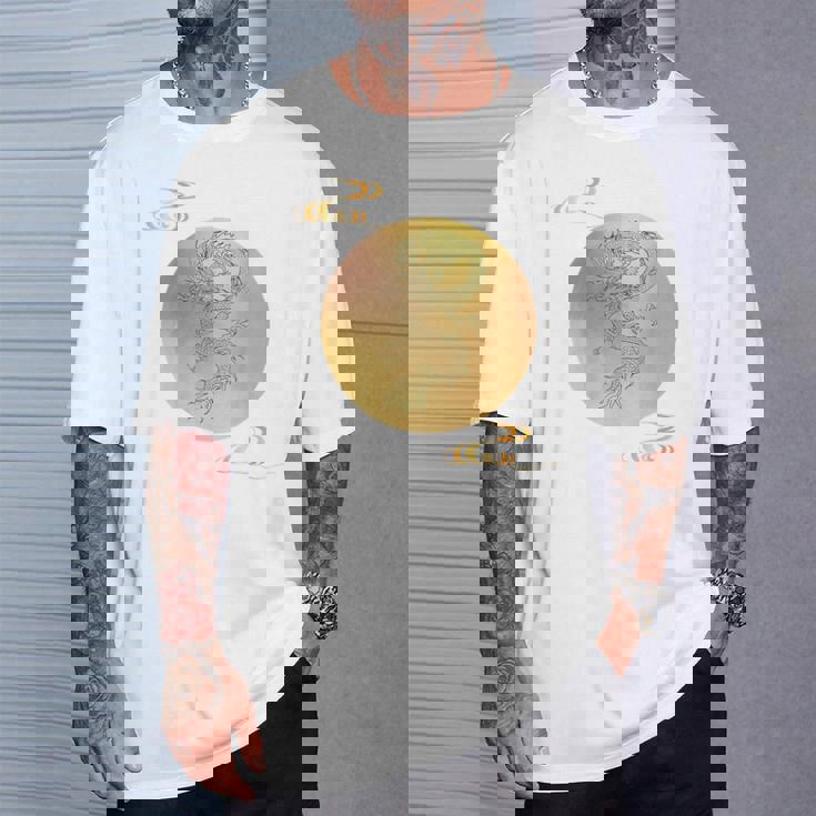 月と龍 満月 龍 Tシャツ 彼への贈り物