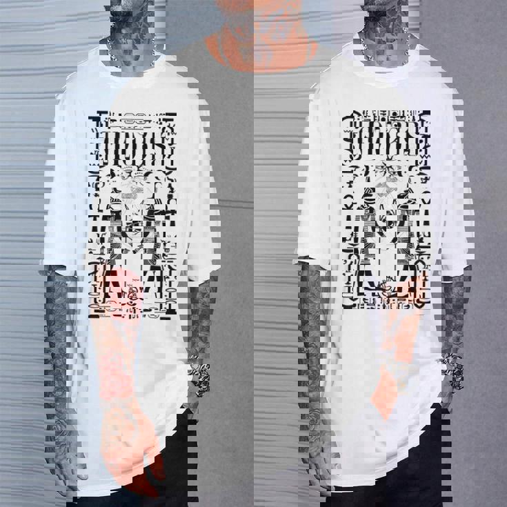 神聖幾何学科学 エジプト神アヌビス ホルスの目 Tシャツ 彼への贈り物