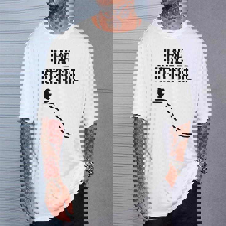 私には潜在的なエネルギーがある面白い物理学 Tシャツ 彼への贈り物