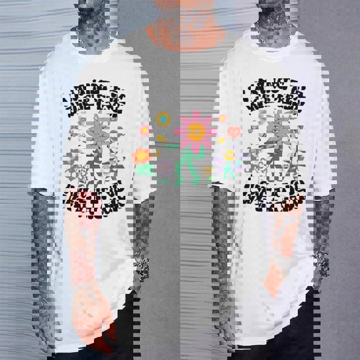 私は大柄な人間じゃないよ椅子で殴るぞおかしい 長袖tシャツ Tシャツ 彼への贈り物