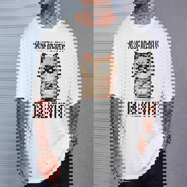 私は短気で口うるさいので、それを扱います。態度猫 Tシャツ 彼への贈り物