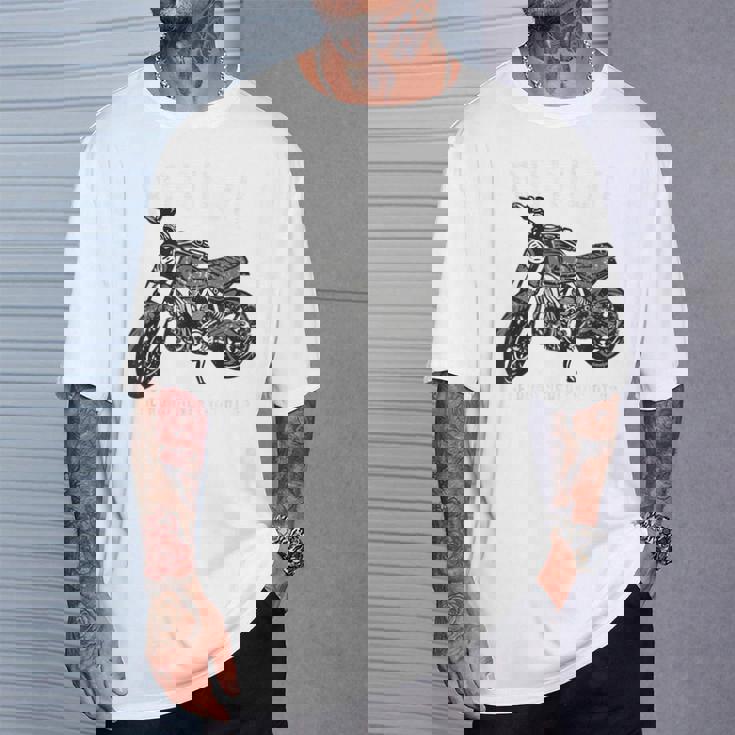 緑寿祝い バイク好き 車好き 父 男性 女性 クラシック 66歳 The Road Never Ends At 66 Tシャツ 彼への贈り物