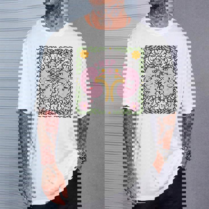 腎臓 看護師 医学 腎臓 看護 登録看護師 Tシャツ 彼への贈り物