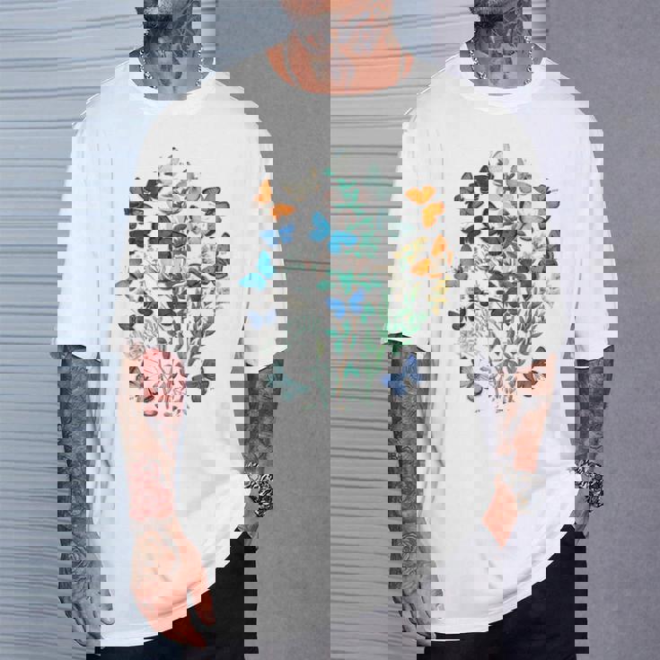 花 蝶々 かわいい フラワー 蝶 アート メンズ レディース 服 母 女性用 おしゃれ Tシャツ 彼への贈り物