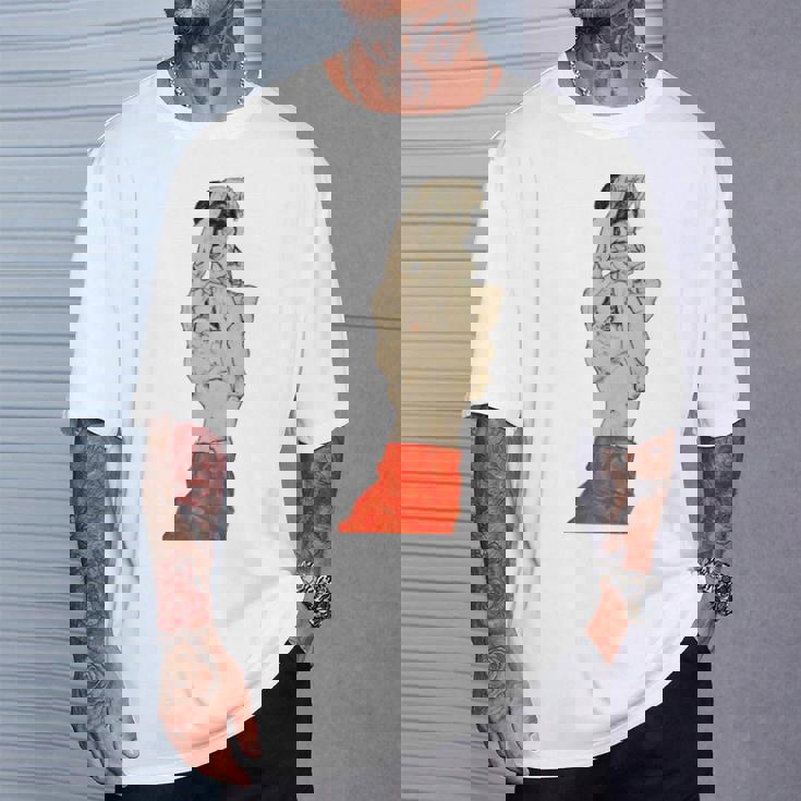 赤いふんどしの立っている男性 エゴン・シーレ作 1914 長袖tシャツ Tシャツ 彼への贈り物