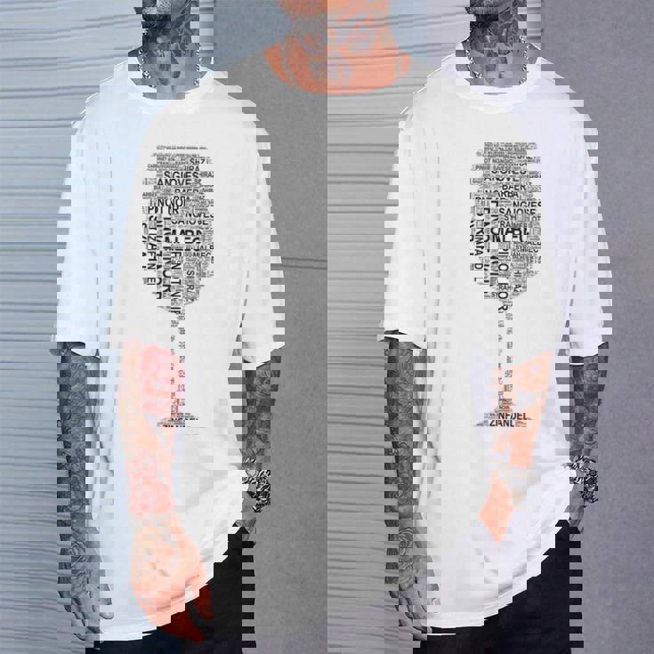 赤ワイングラス ワード アート オブ ワイン タイプ ブラック テキスト Tシャツ 彼への贈り物