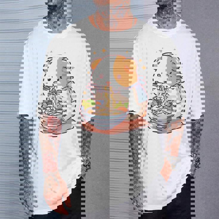 面白いモルモット 箸でラーメンを食べる アニメ 長袖tシャツ Tシャツ 彼への贈り物