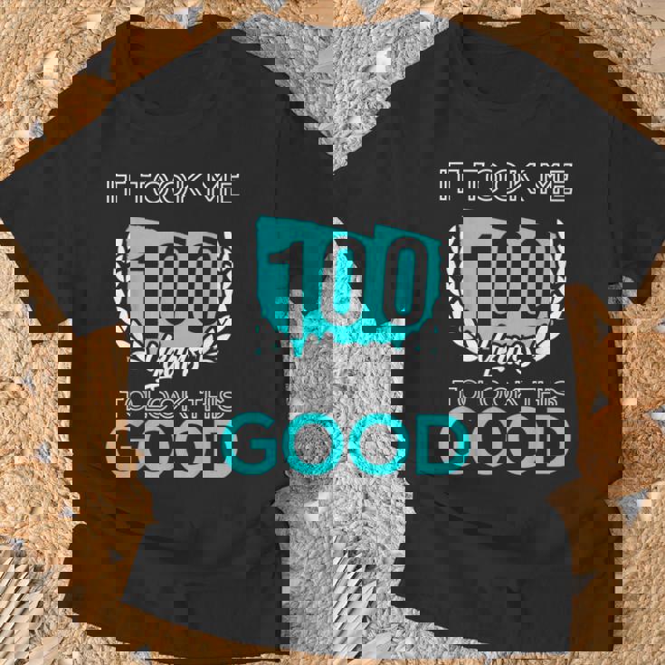 100年かけてここまで来た 面白い誕生日ユーモア Tシャツ 高齢者への贈り物