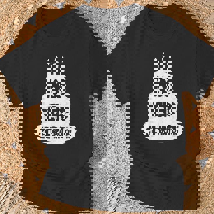 100年のお祝い イベント、記念日、誕生日。 Tシャツ 高齢者への贈り物