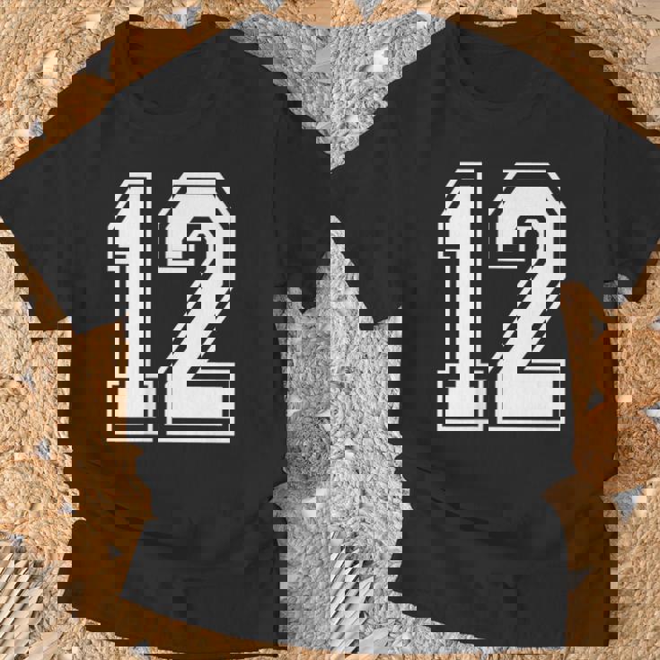 12番の前面と背面にホワイトのプリント。 Tシャツ 高齢者への贈り物