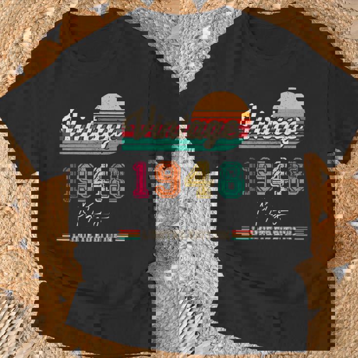 1948年5月生まれ ヴィンテージ ハッピーバースデー 76歳 Tシャツ 高齢者への贈り物