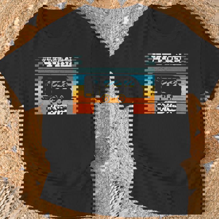 1953 年生まれのキャンピングカー バースデーキャラバン Tシャツ 高齢者への贈り物