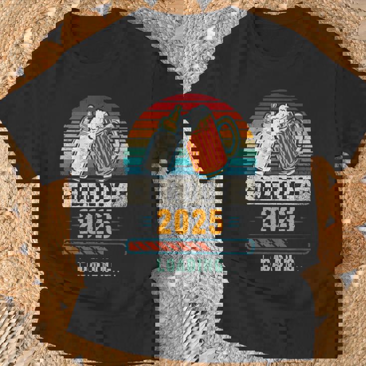 2025 年のお父さん 出産のお知らせ 父親になる予定の人 これから父親になる人 Tシャツ 高齢者への贈り物