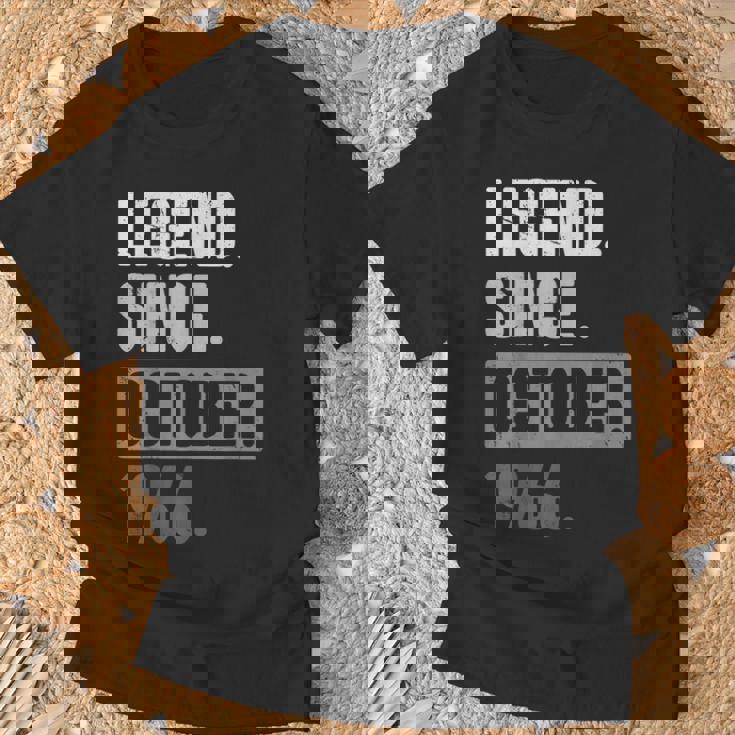 57歳の誕生日 ヴィンテージ レトロ 面白い 57歳 10月 1966 Tシャツ 高齢者への贈り物