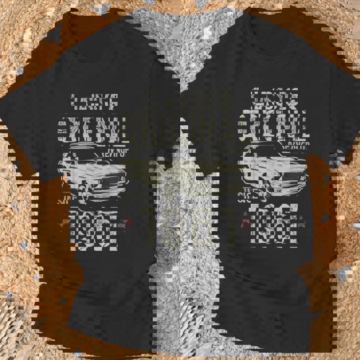64歳の誕生日 1961年クラシックカー Tシャツ 高齢者への贈り物