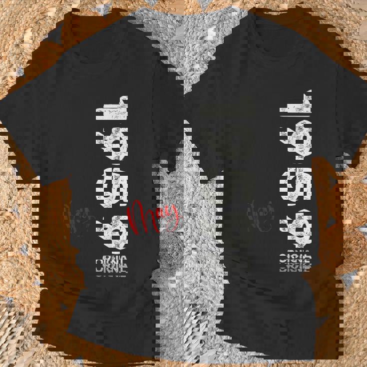 66 歳の誕生日 男性 オリジナル 5月 ヴィンテージ 1959 年 ギフト Tシャツ 高齢者への贈り物