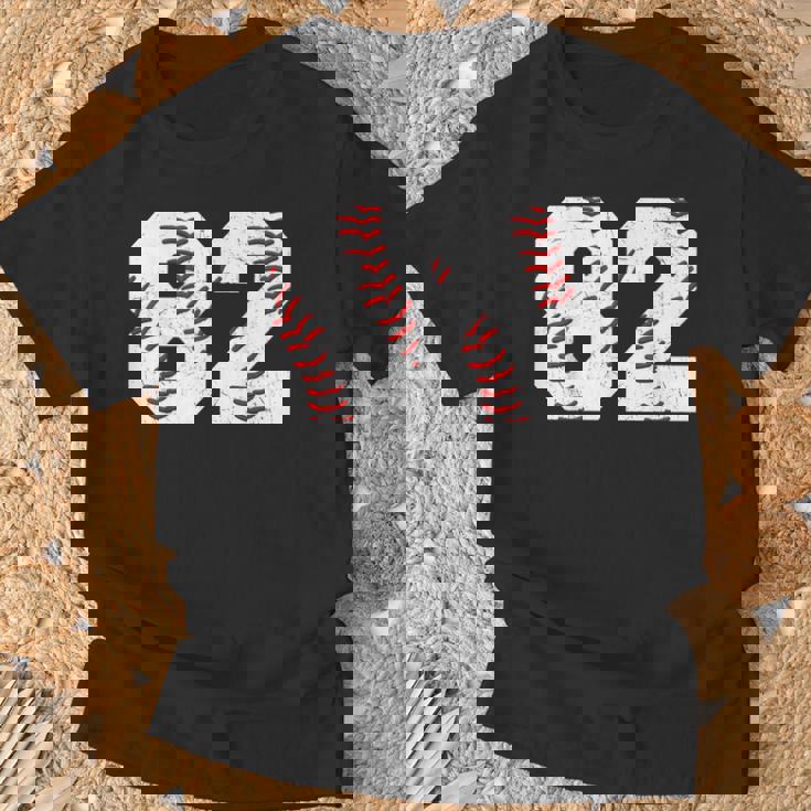82 誕生日 野球 テーマ 誕生日 パーティー お祝い 82歳 Tシャツ 高齢者への贈り物