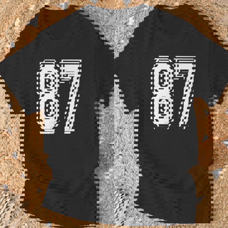 87番の前面と背面にホワイトのプリント。 Tシャツ 高齢者への贈り物