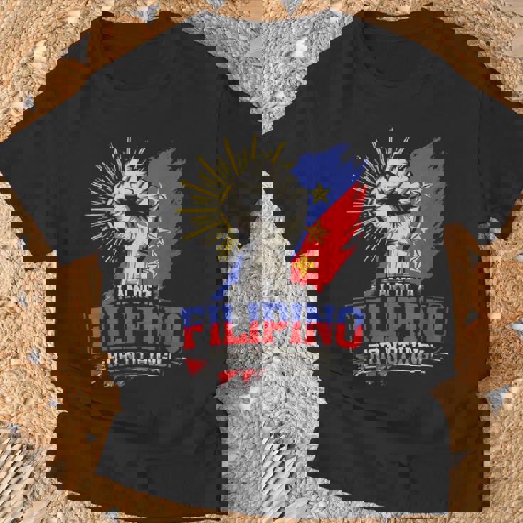 I Am Not A Filipino For Nothing ファイトサポーター サラ・ドゥテルテ Tシャツ 高齢者への贈り物