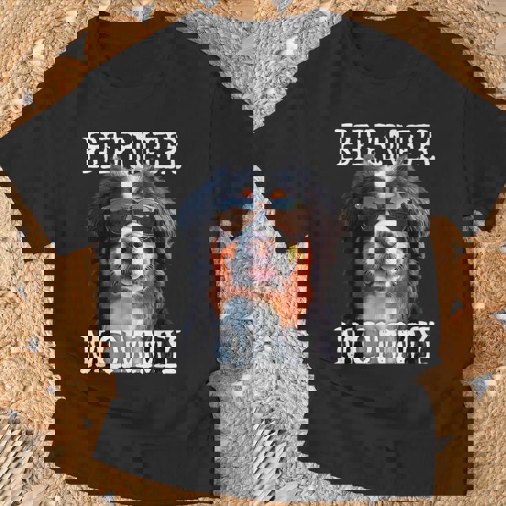 Berner Mommyバーニーズマウンテンドッグ ママ 犬 ママ 母の日 バーニーズマミー Tシャツ 高齢者への贈り物