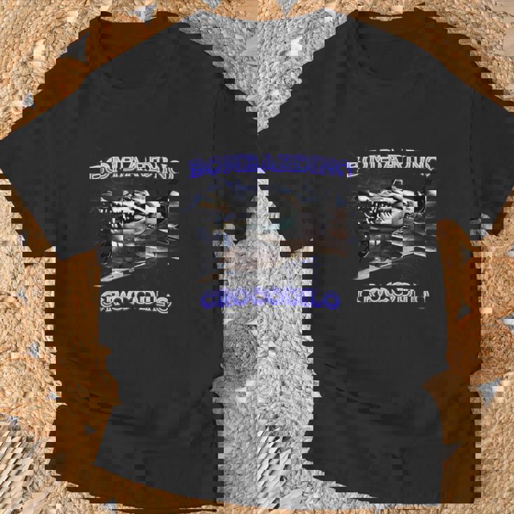 Bombardino Crocodilo Bootleg Brainrot イタリアン ブレイン ミーム Tシャツ 高齢者への贈り物