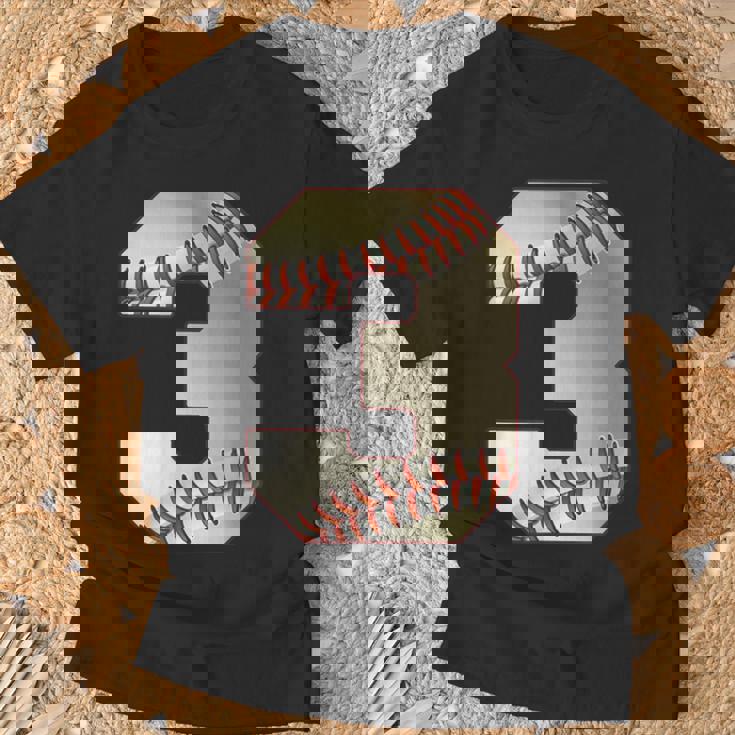 Cool 3 3番 数字 バースデーパーティー 3番目 野球 誕生日 Tシャツ 高齢者への贈り物