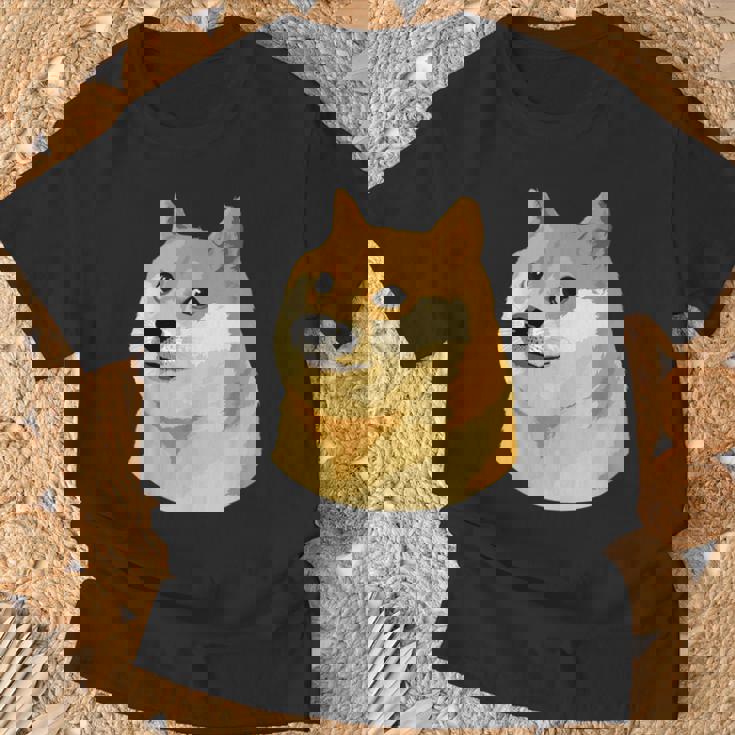 Dogecoin Just Doge Tシャツ 高齢者への贈り物