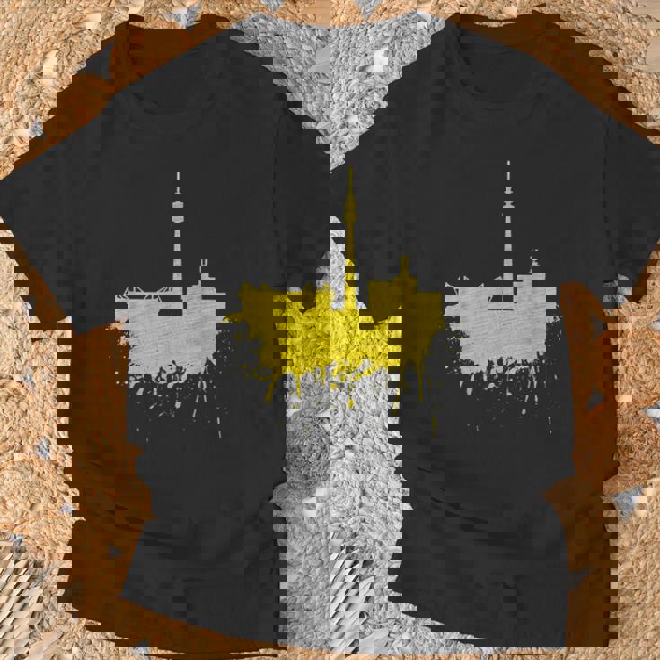 Dortmundkyline ドルトムントのスカイライン 黄色い絵 ドルトムント好きにはたまらないファンアート Tシャツ 高齢者への贈り物