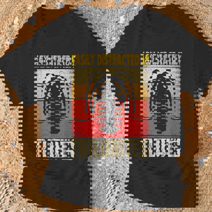 Easy Distracted By Trilobites Trilobite Lover Tシャツ 高齢者への贈り物