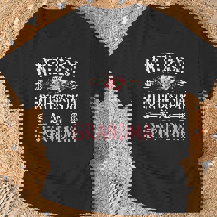 My First As A Grandma Cute Grandmother T-Shirt Gifts for Old Men