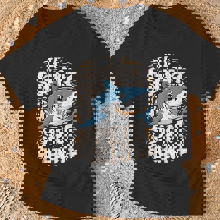 Thehark Is Mypirit アニマル 気まぐれなかわいいサメ Tシャツ 高齢者への贈り物